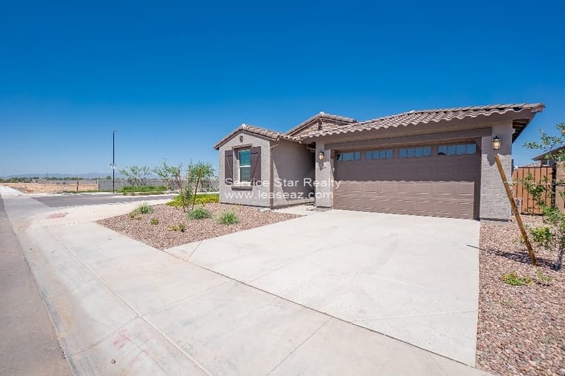 Phoenix House: 9348 W Glenrosa Ave
