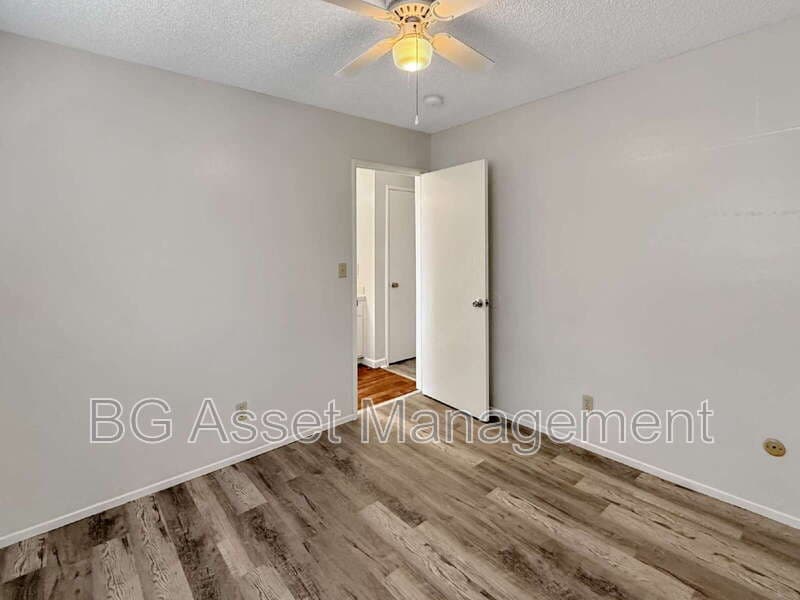 Sacramento Condo: 1928 Ethan Way