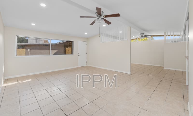 Harlingen House: 1651 Hamilton
