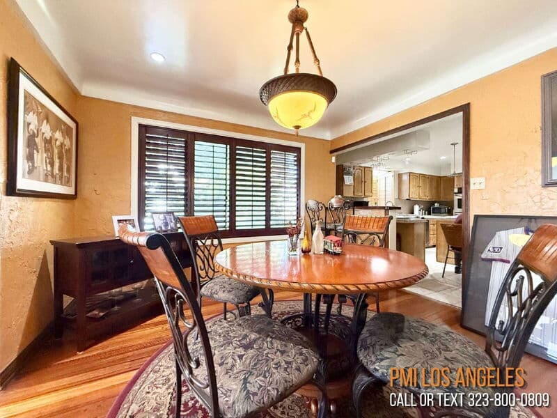 Los Angeles House: 6102 South Citrus Avenue