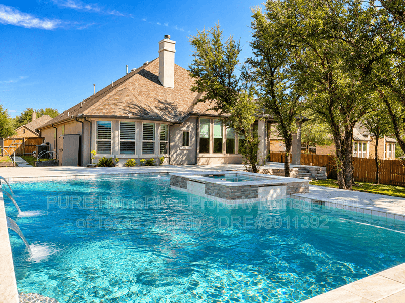 Leander House: 2416 Belen Dr