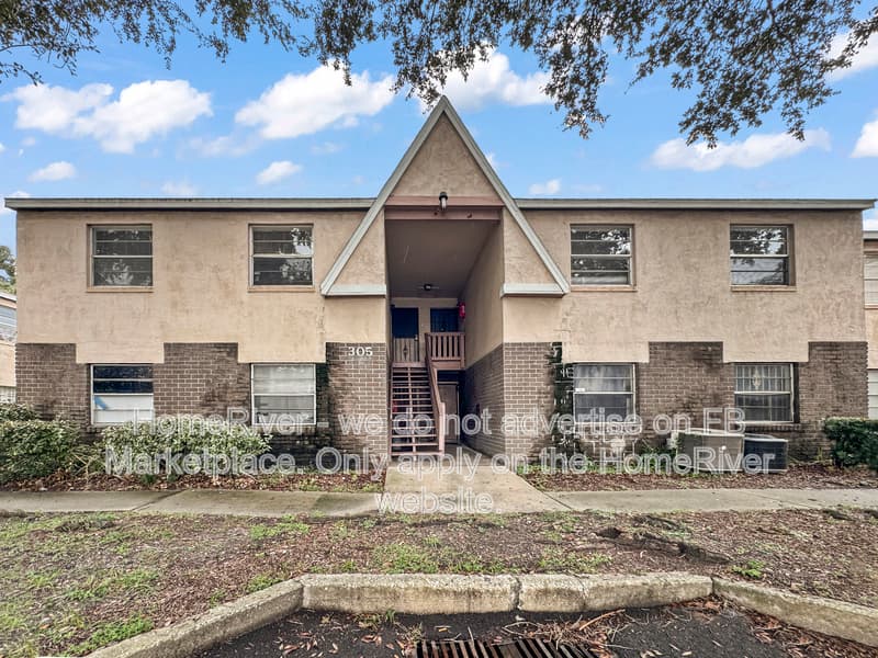 Tampa Condo: 305 E Whitehall Ct