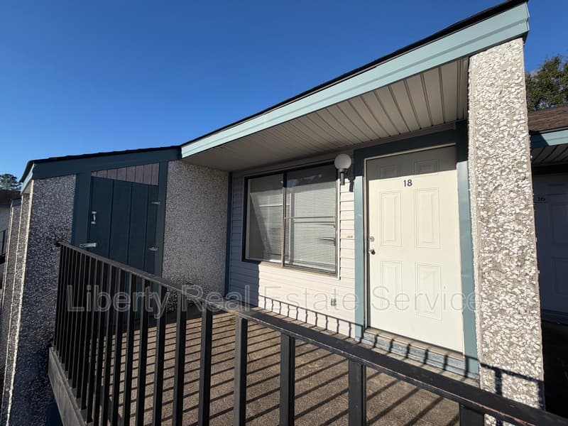 Hinesville Condo: 910 Brett Dr