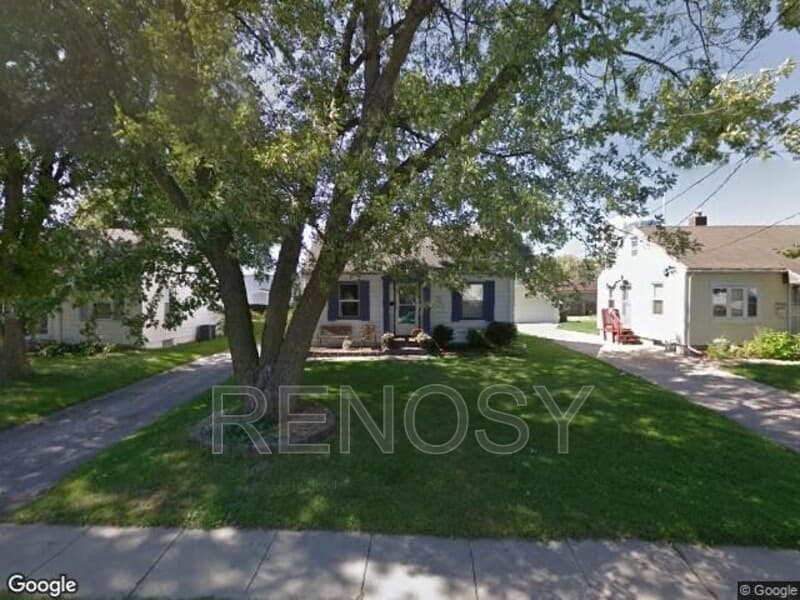 Des Moines House: 3942 57th Street