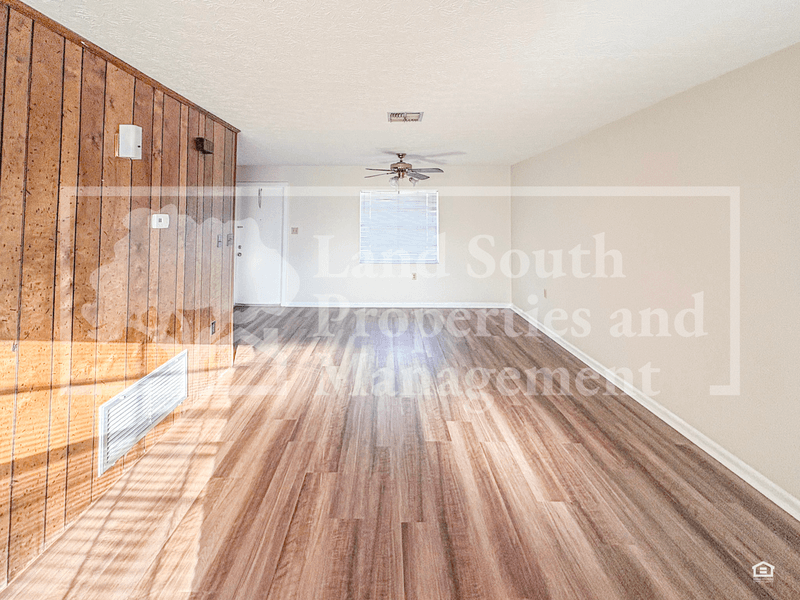 Lakeland House: 708 Boyd Court