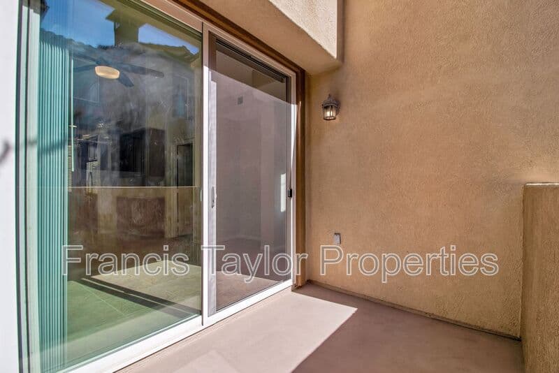 San Marcos House: 633 Kellogg Street