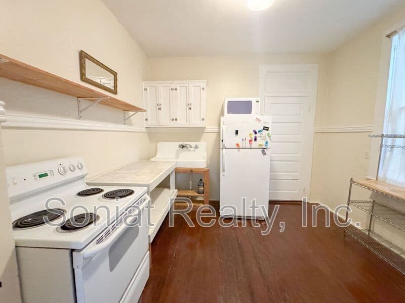 New Orleans House: 413 Cherokee Street