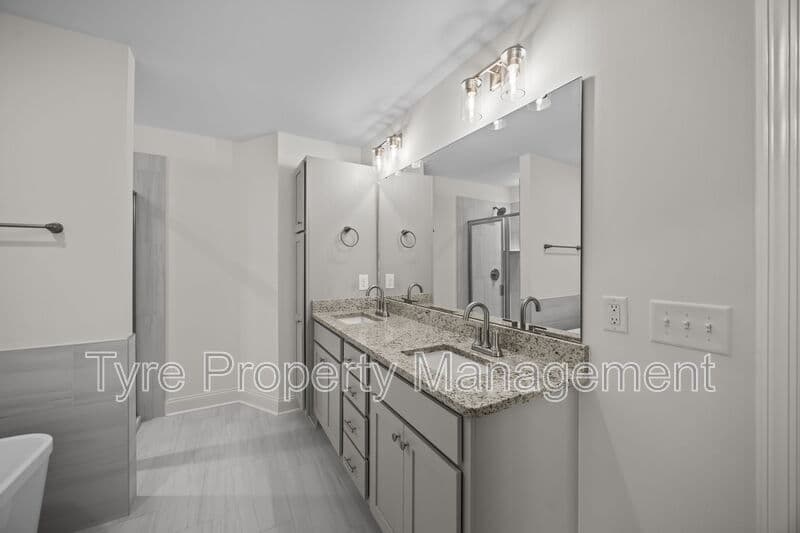 Greenville Townhome: 1904 Newbury Way