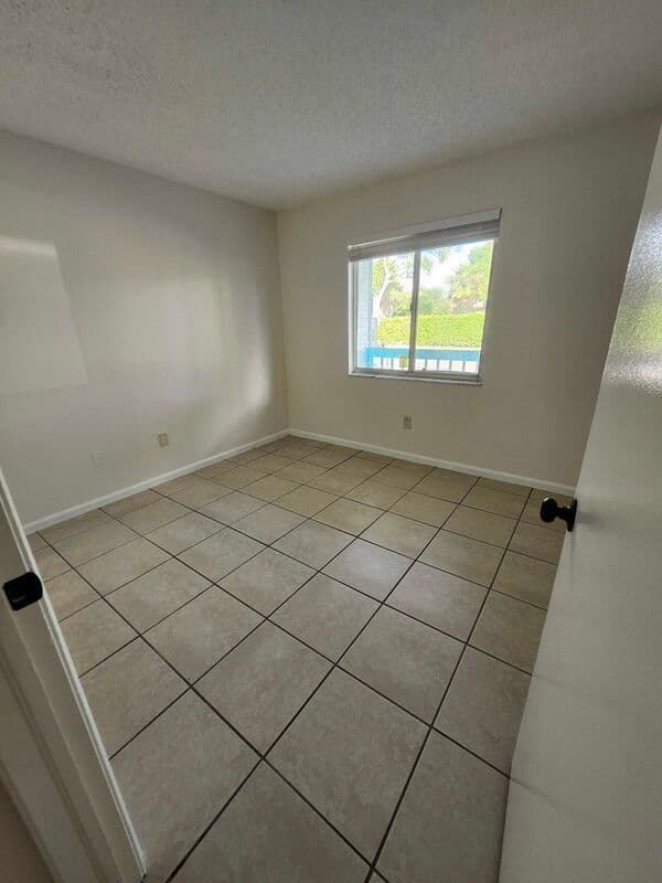 West Palm Beach House: 5214 Stacy Street