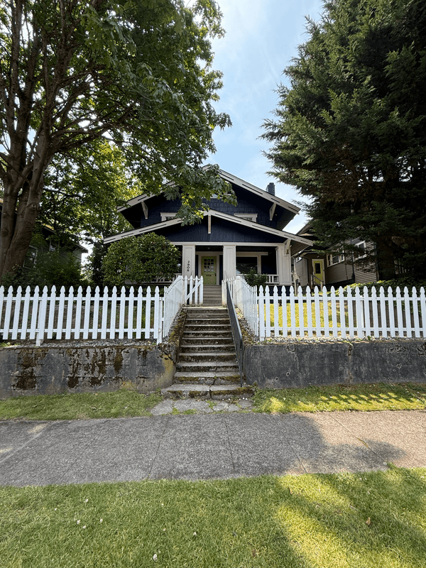 Tacoma Condo: 2906 N 21st St