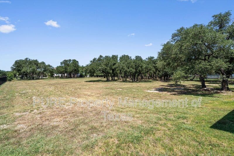 Georgetown House: 1138 Woodpark Lane