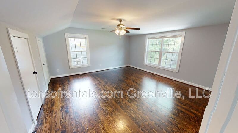 Greenville House: 505 State Park Road
