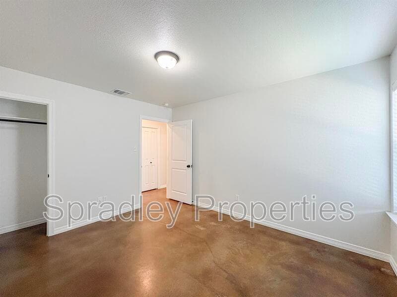 Troy Condo: 206B Sparrow Cove
