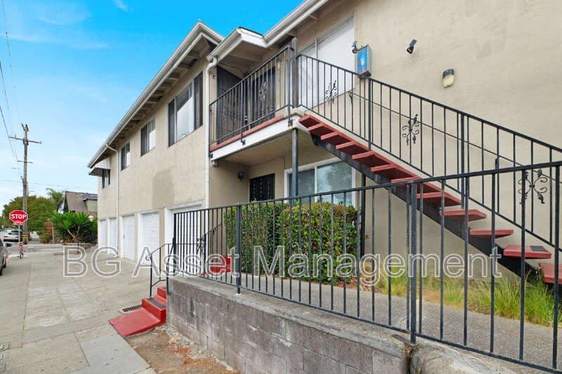 Berkeley Condo: 1600 Tyler Street