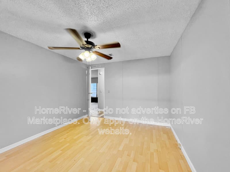 Jacksonville House: 7531 Covewood Dr