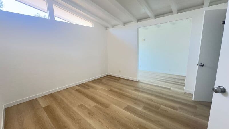 Glendora House: 1254 E Ada Ave