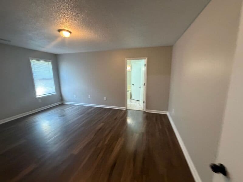 Olive Branch House: 7211 Grove Park Rd