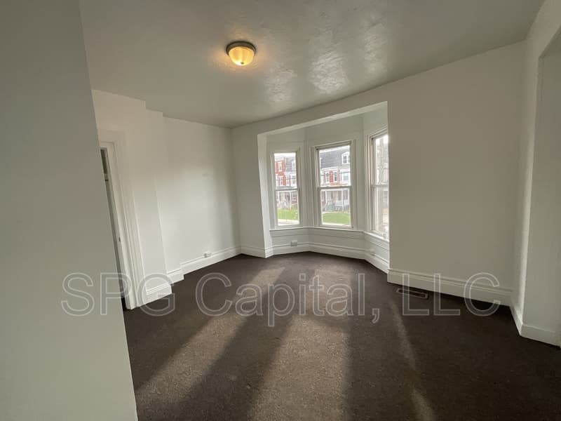 York House: 231 W Jackson St