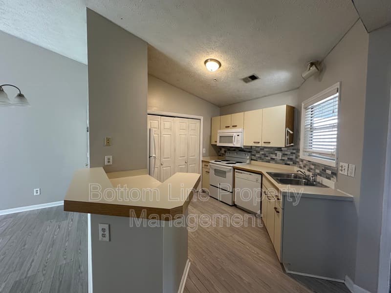 Fayetteville Condo: 942 Stewarts Creek