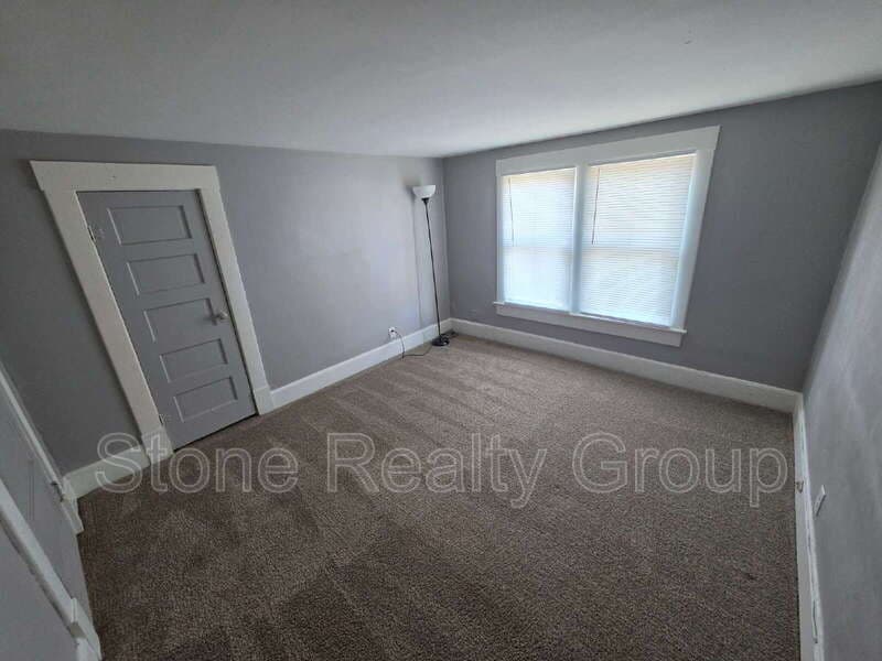 Terre Haute Condo: 1814 South 7th Street