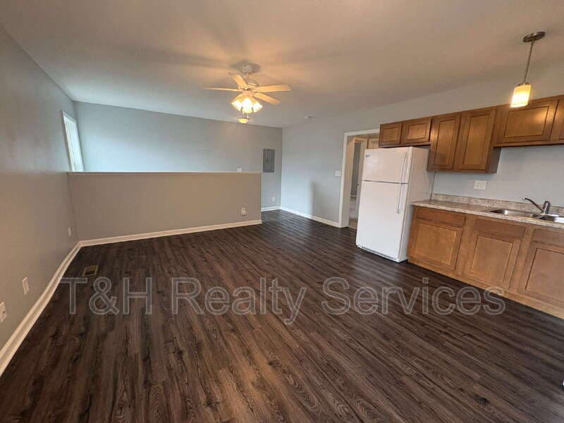 Muncie Condo: 409 West Washington Street