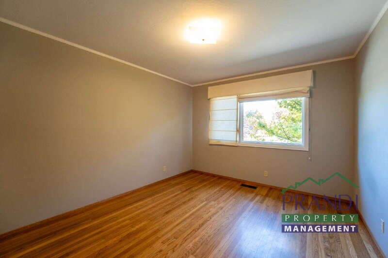 San Rafael House: 164 Madison Ave