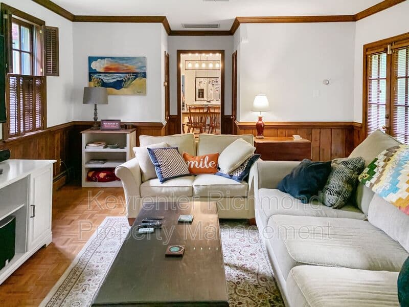 Richmond House: 4221 Pawnee Rd