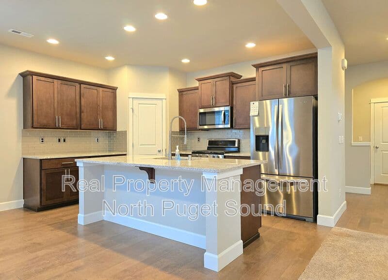 Marysville House: 8432 75th St NE