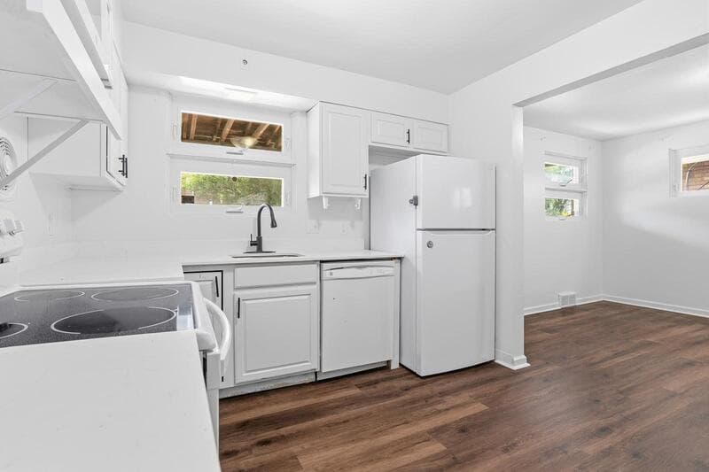 Pittsburgh House: 2046 Pioneer Avenue