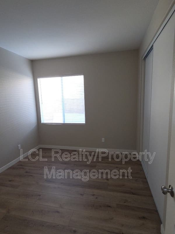 Eastvale House: 6563 Peridot Ct