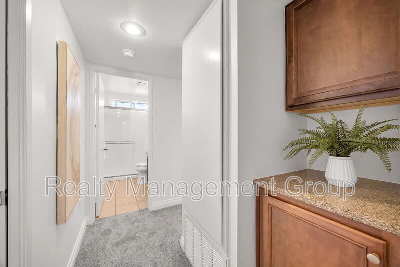 San Diego Condo: 1756 Essex Street