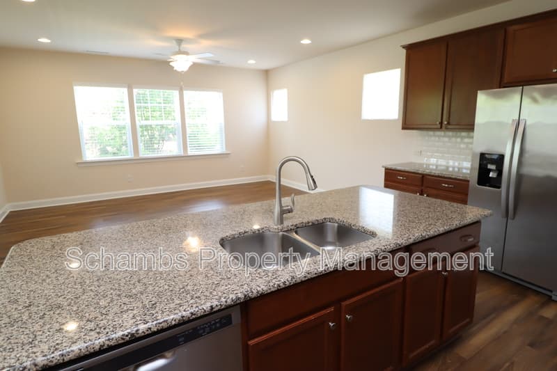 Cary House: 1065 Canyon Shadows Ct