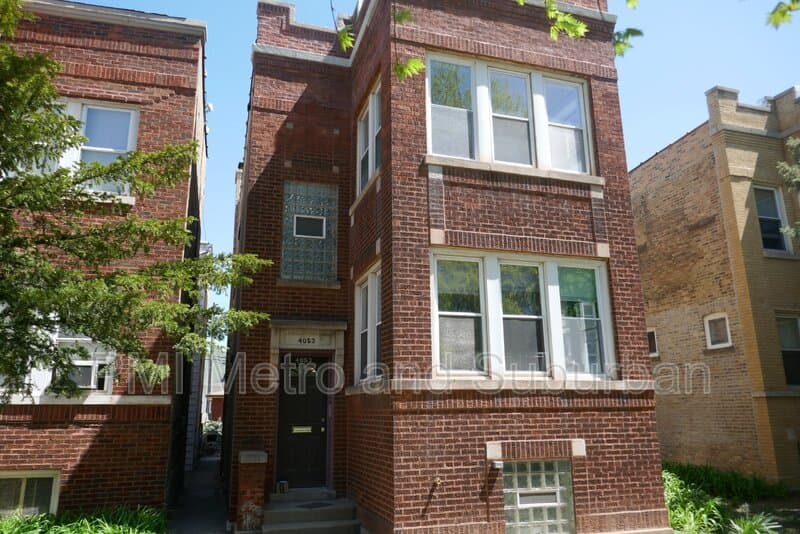 Chicago Condo: 4053 North Long Avenue