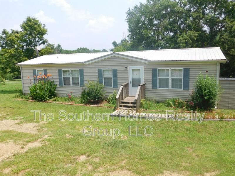 Etowah House: 180 Texas Avenue