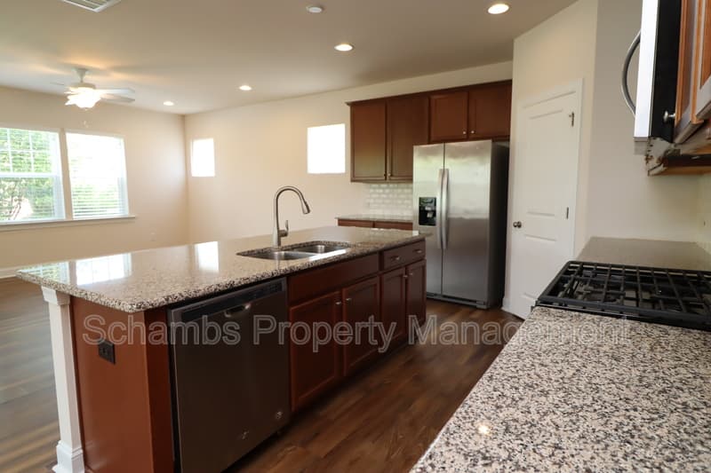 Cary House: 1065 Canyon Shadows Ct