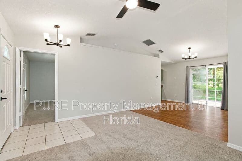 Ocala House: 53 Pecan Run Dr