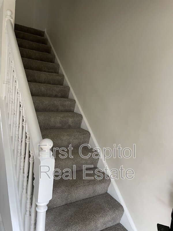 York Condo: 2848 Butternut Ln