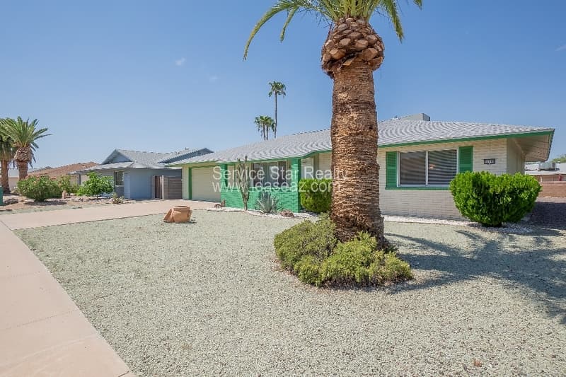 Sun City House: 17230 N Palo Verde Dr