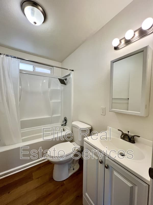 El Cajon House: 1538 Sams Hill Road - C