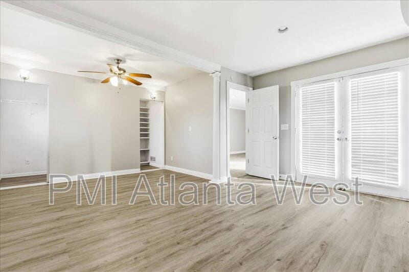 Decatur House: 4203 Hapsburg Ct