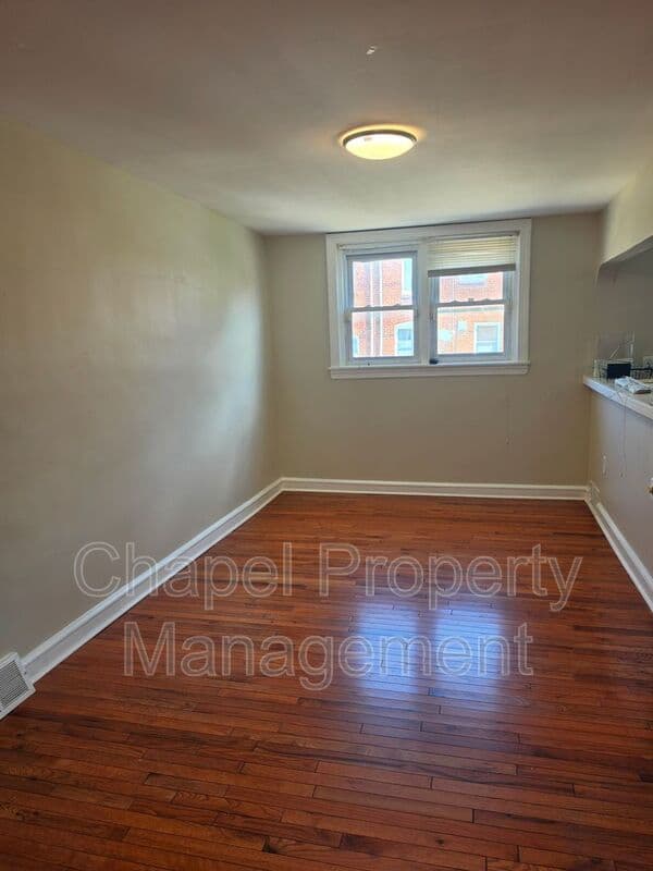 Philadelphia House: 7943 Temple Road