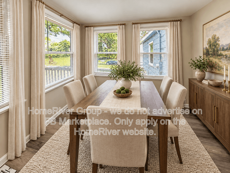 Saint Louis House: 8014 Patterson Dr