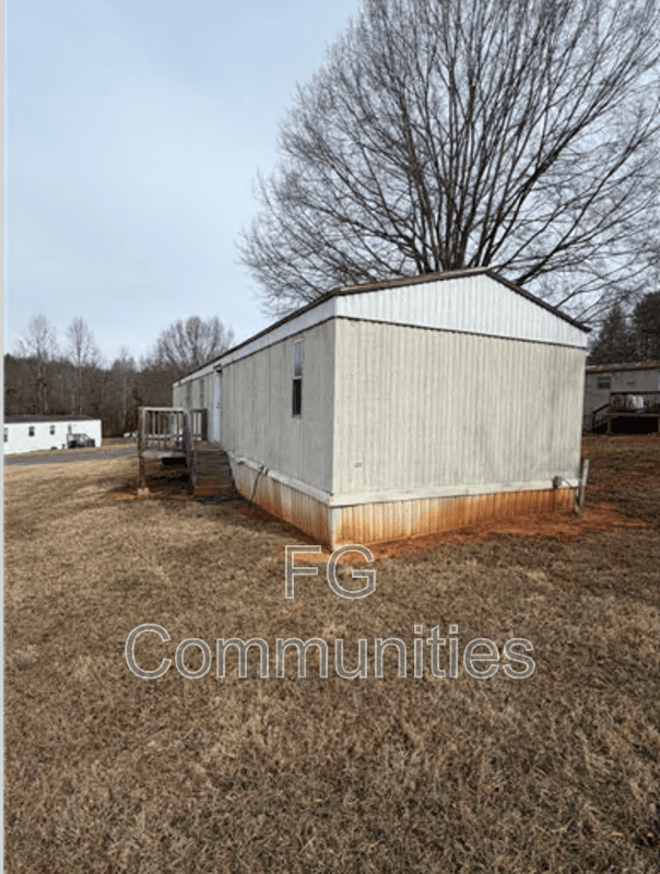 Morganton House: 1754 Zion Rd Unit 33