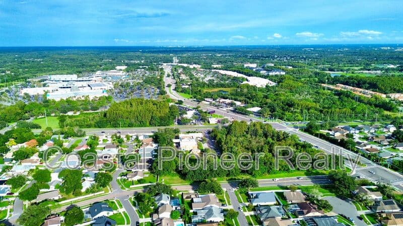 Tampa House: 8902 Breland Dr