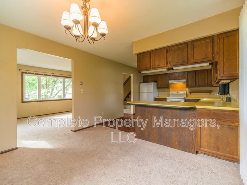 Albert Lea Condo: 1716 Gateway