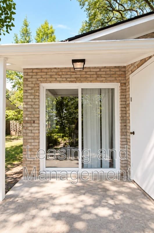 Charleston Condo: 1611 Jessamine Road