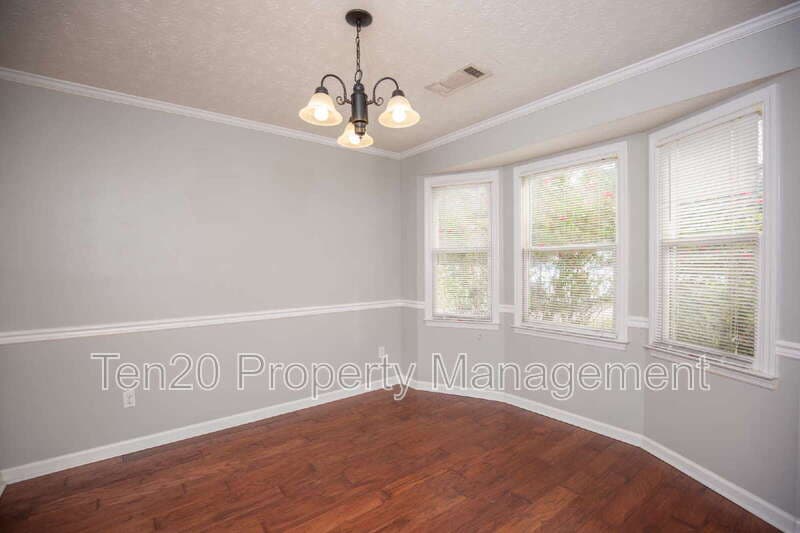 Smiths Station House: 776 Lee Rd 222