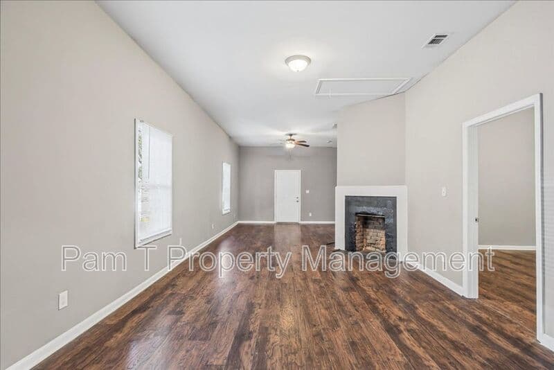 Savannah Condo: 619 Kline St