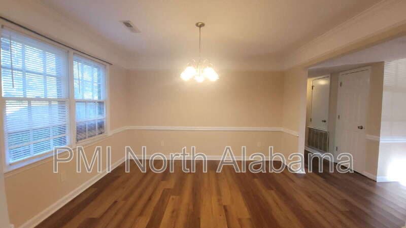 Huntsville House: 1021 Sandy Springs Rd NW