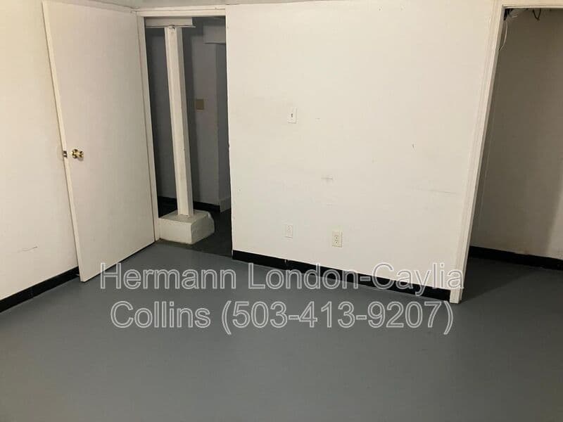 Saint Louis House: 5229 Fletcher Street